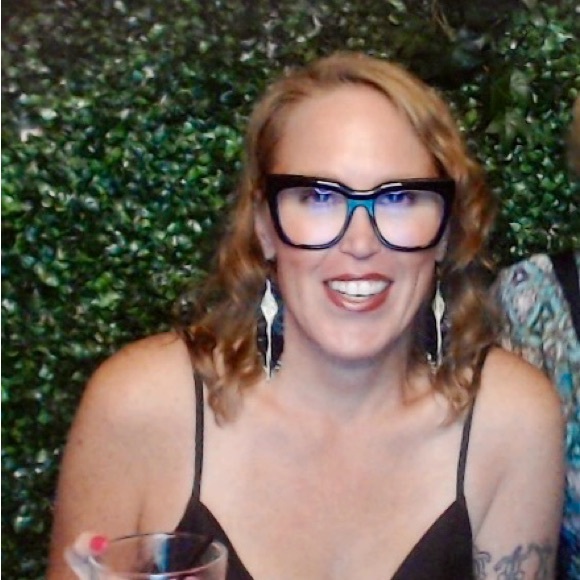 Meet your Posher, Maia - Picture 2 of 2